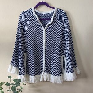 Vintage Knit Crochet Blue White Chevron Women's Cape Poncho 50's 60's Winter